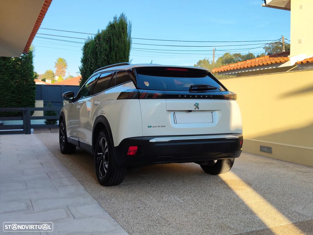 Peugeot e-2008 Allure Pack - 4