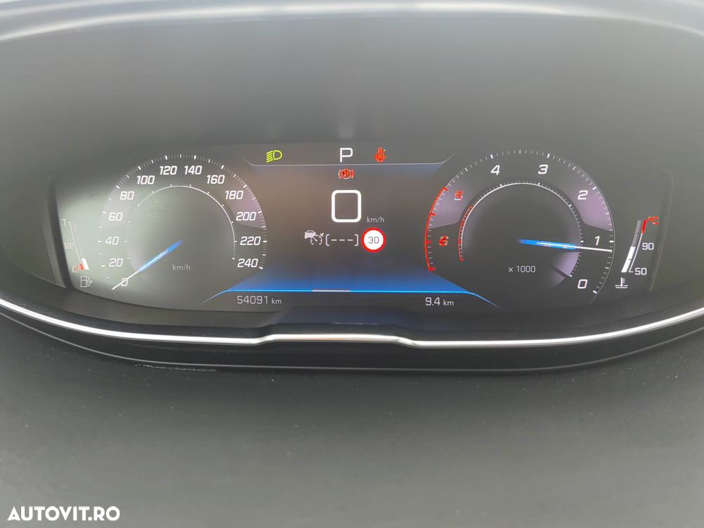 Peugeot 3008 1.5 BlueHDI 130 EAT8 Allure Pack - 11