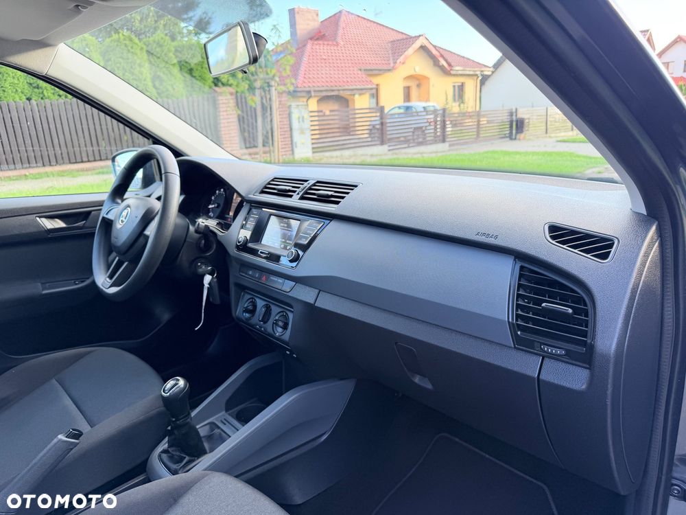 Skoda Fabia - 8