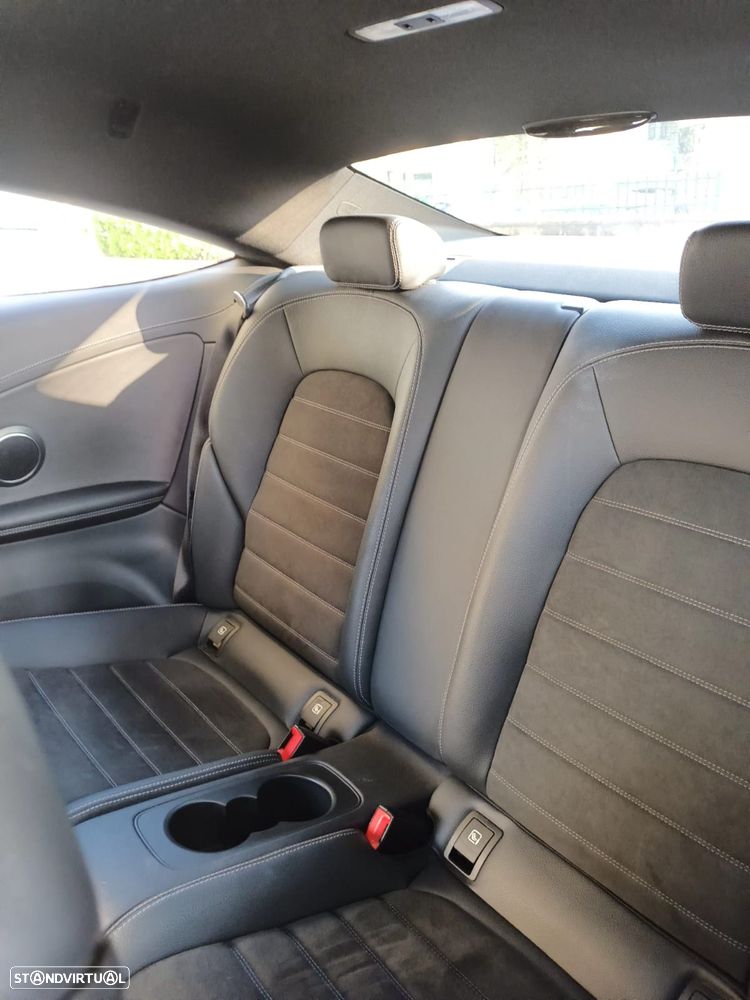 Mercedes-Benz C 200 7G-TRONIC AMG Line - 4