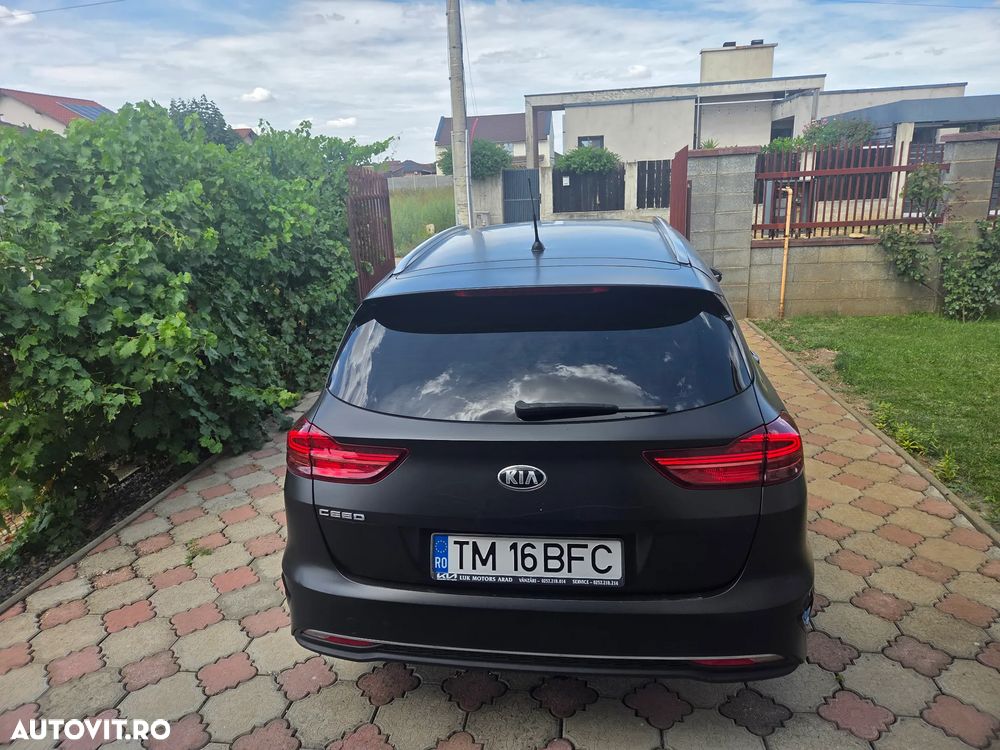 Kia Ceed - 7