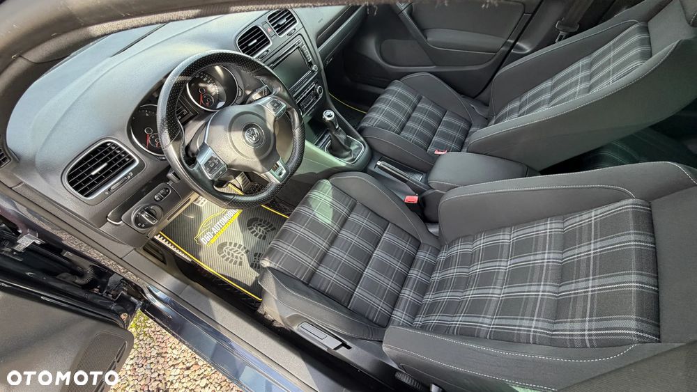 Volkswagen Golf 2.0 TDI DPF GTD - 25