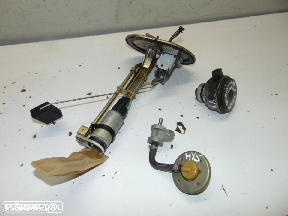 Mazda MX5 NA 1º modelo várias pequenas peças - 8