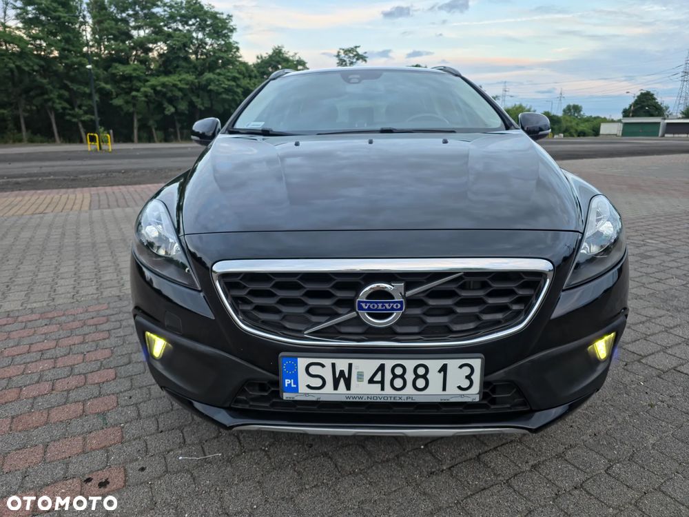 Volvo V40 D2 Momentum - 2