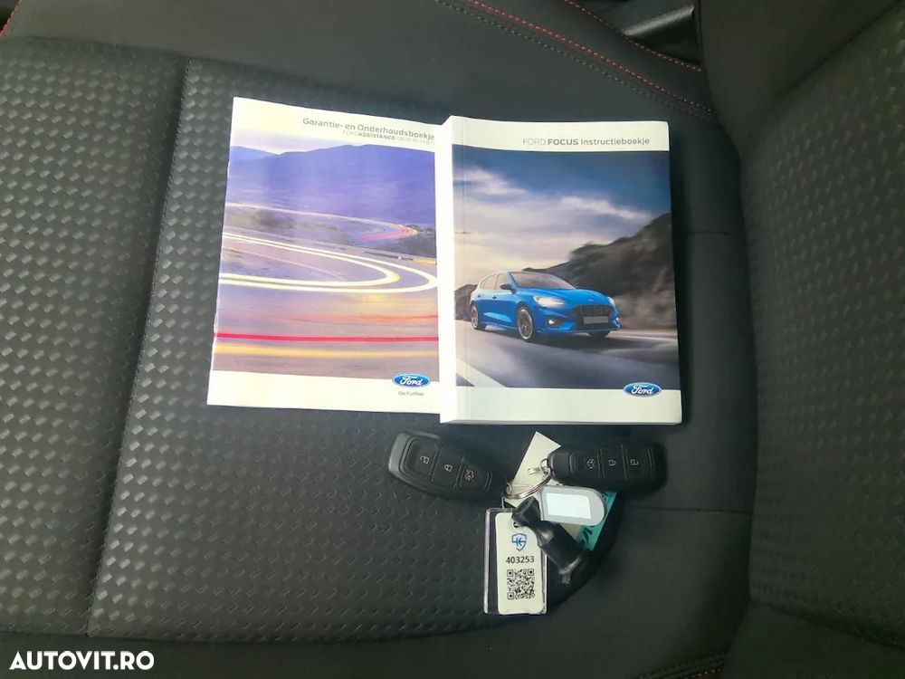 Ford Focus 1.0 EcoBoost Start-Stopp-System ST-LINE X - 10