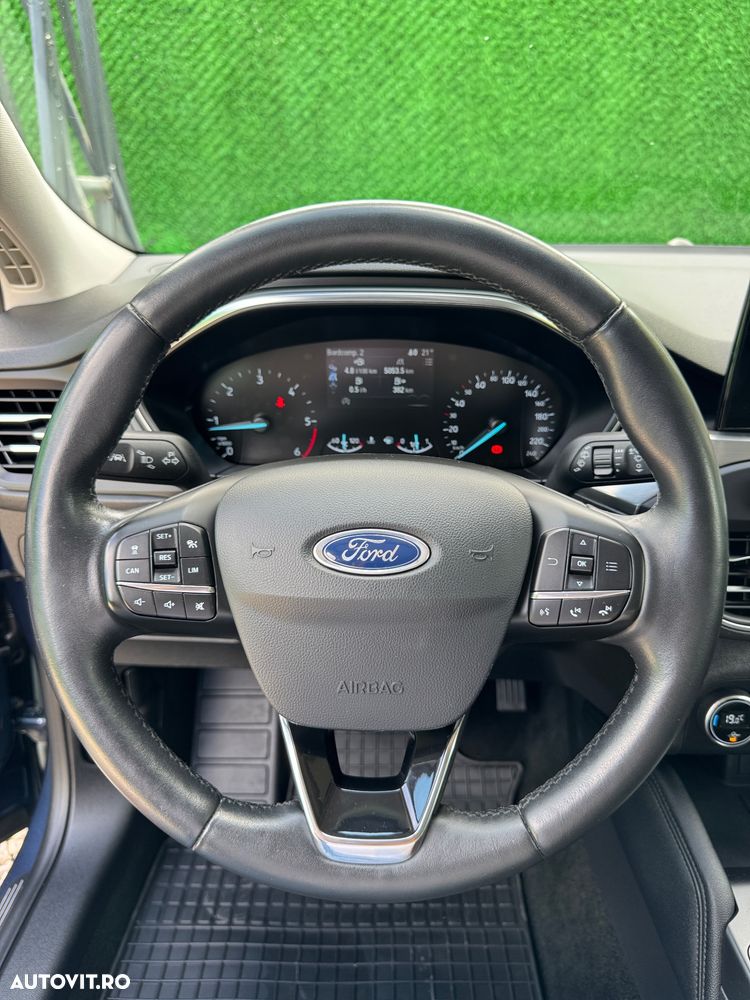 Ford Focus - 17