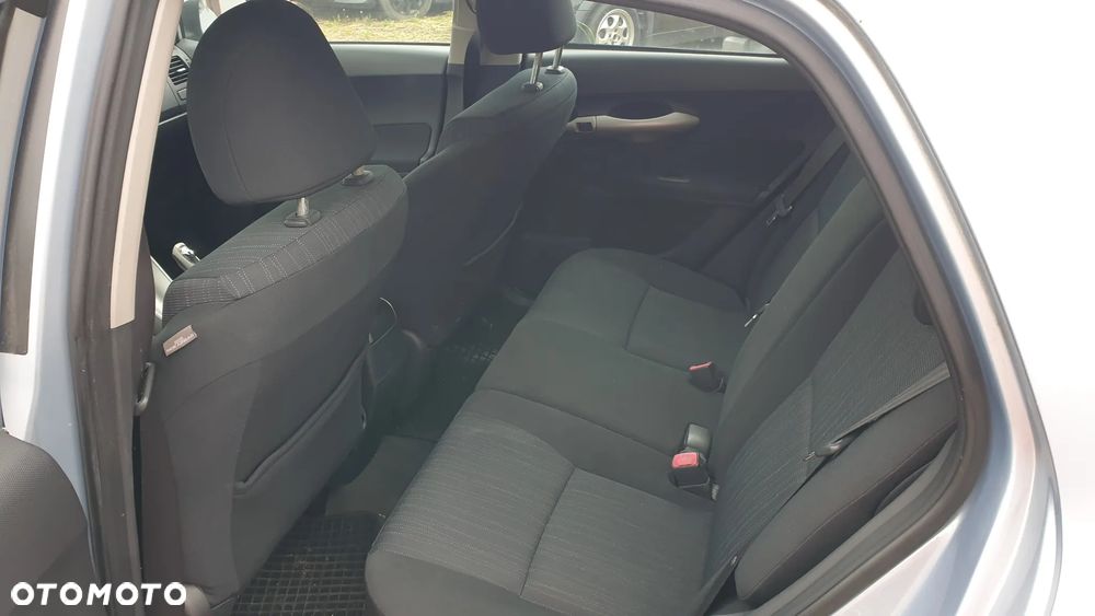 Toyota Auris 1.33 VVT-i Life - 5