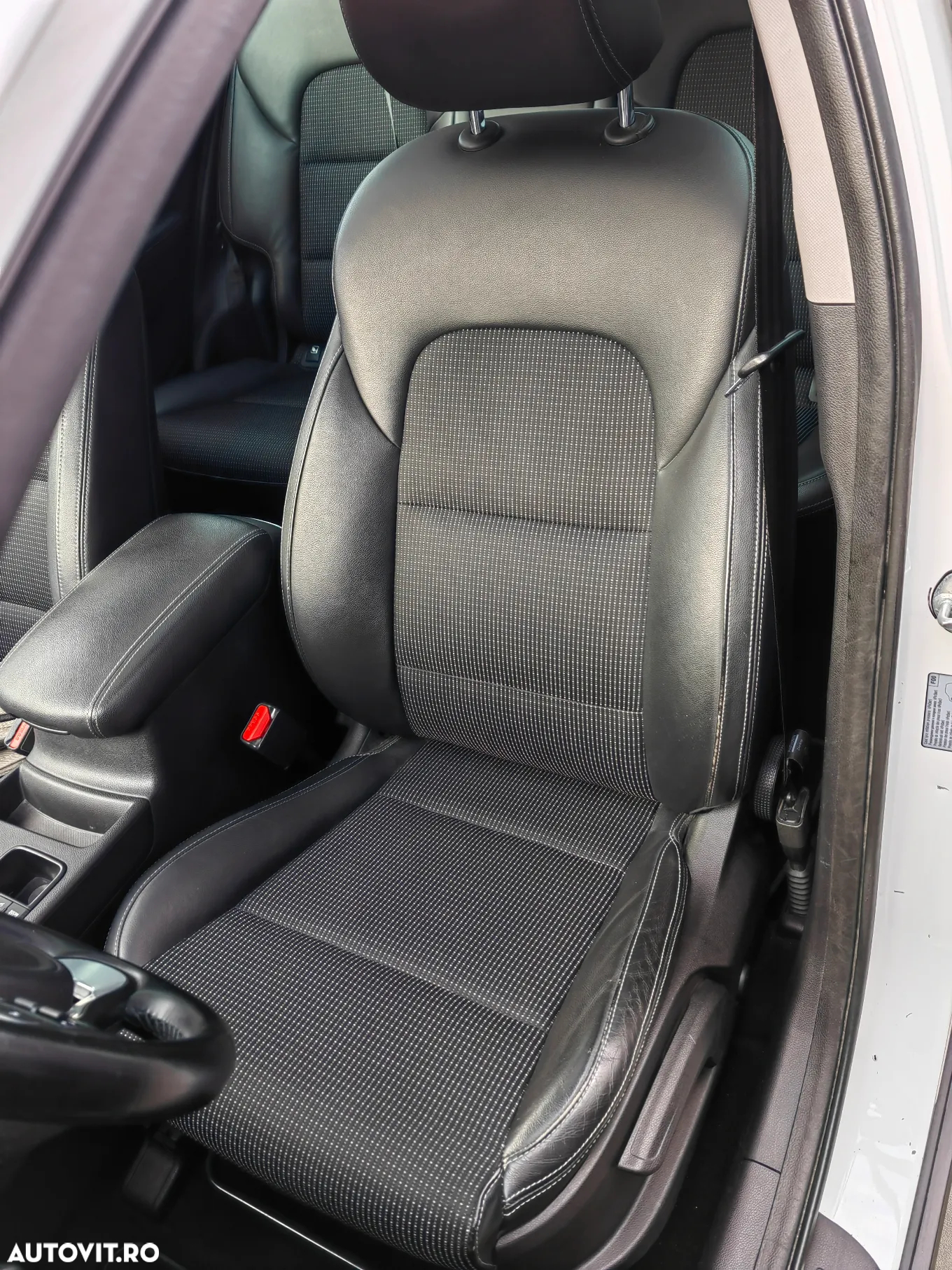 Kia Sportage 2,0 CRDI AWD Aut. Spirit - 6