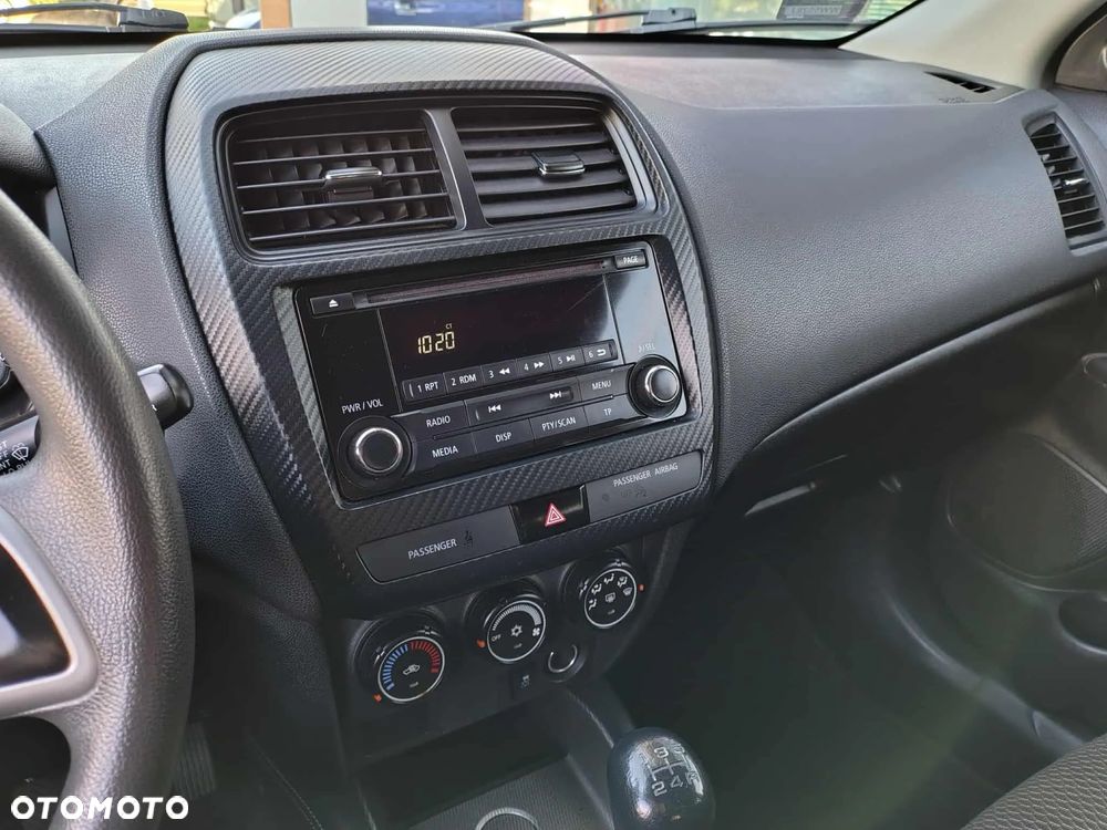 Mitsubishi ASX 1.6 Inform - 16