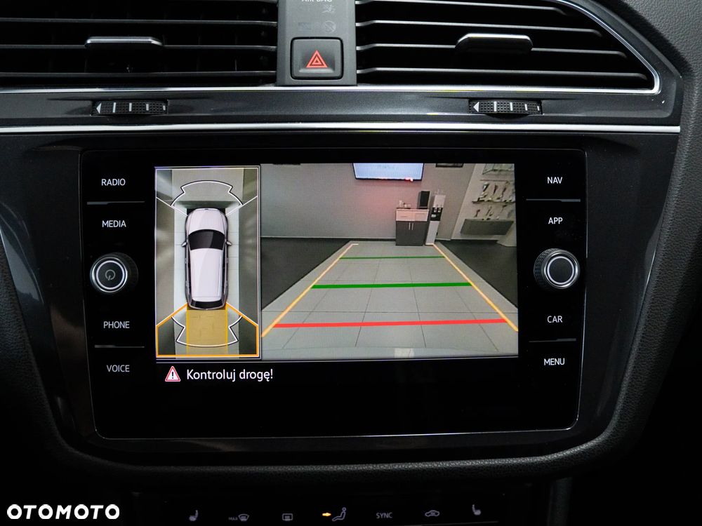 Volkswagen Tiguan 2.0 TSI 4Mot Elegance DSG - 18