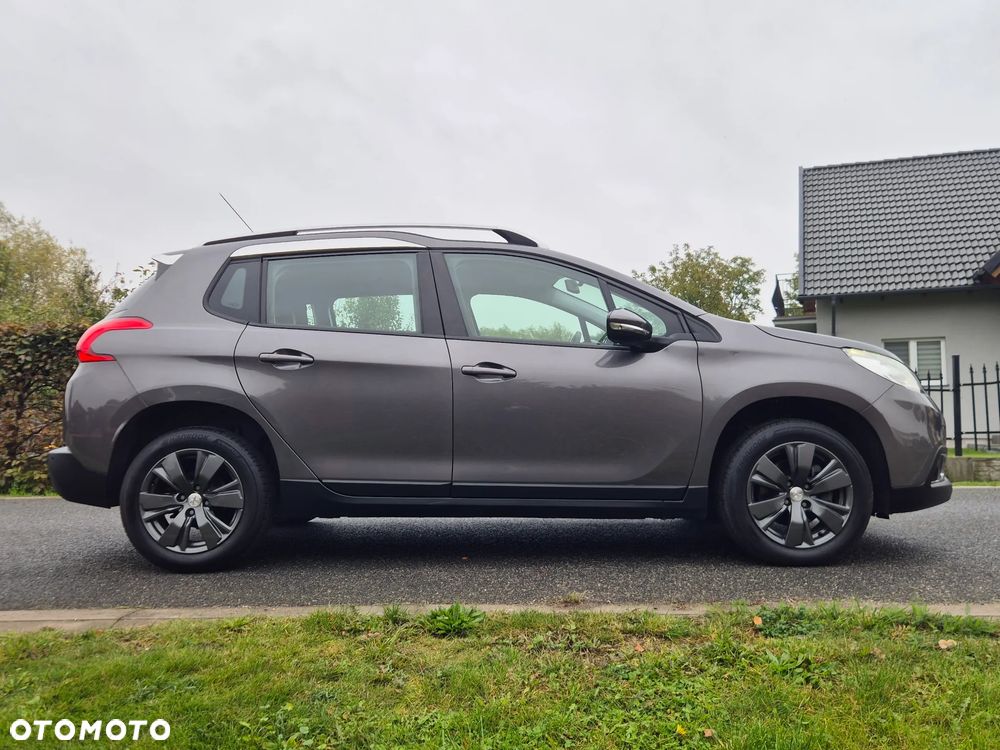 Peugeot 2008 - 9