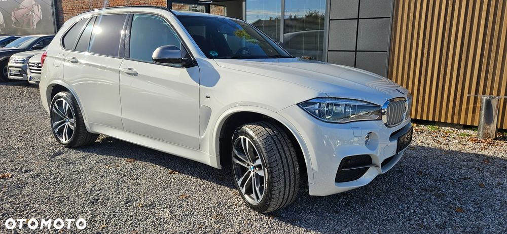 BMW X5 M M50d Sport-Aut - 37