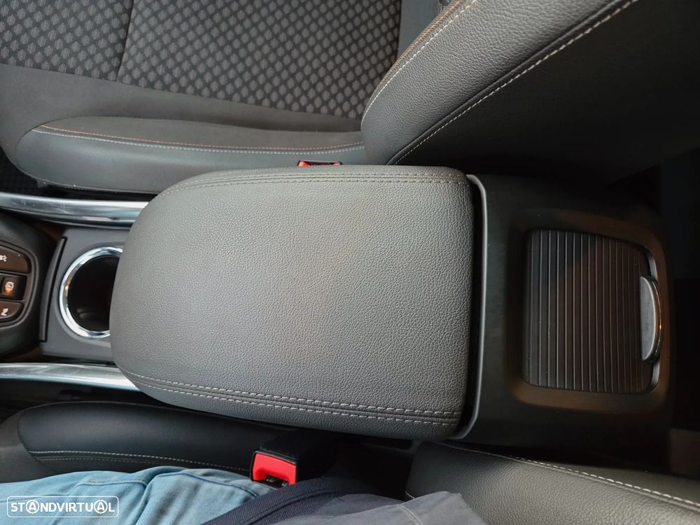 Opel Zafira 1.6 CDTi Innovation S/S - 35