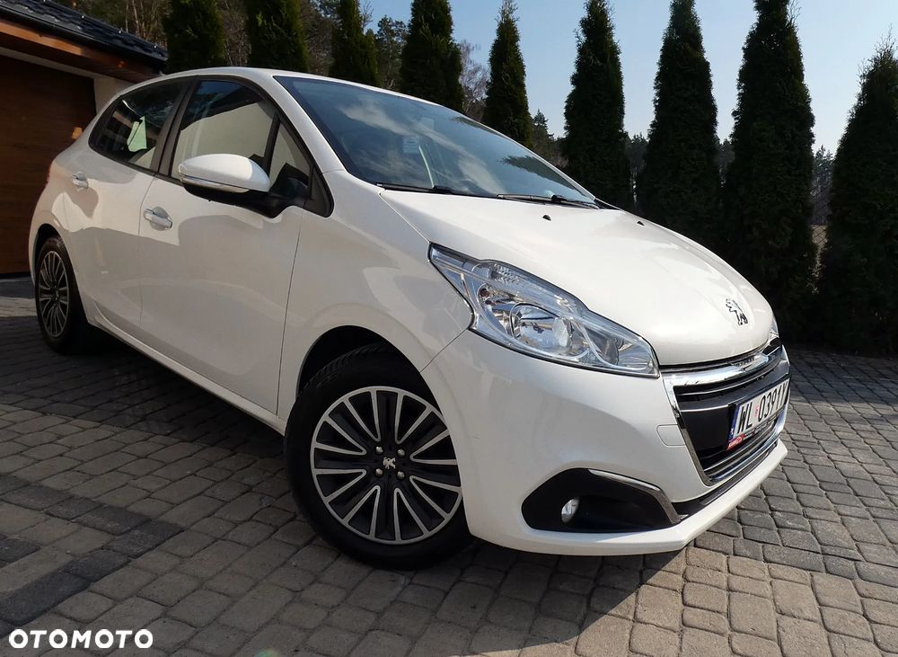 Peugeot 208 1.2 PureTech Active - 21