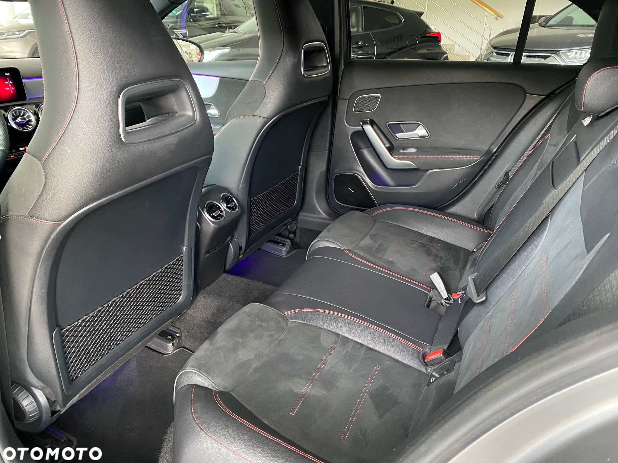 Mercedes-Benz Klasa A 45 S AMG 4-Matic 8G-DCT - 34