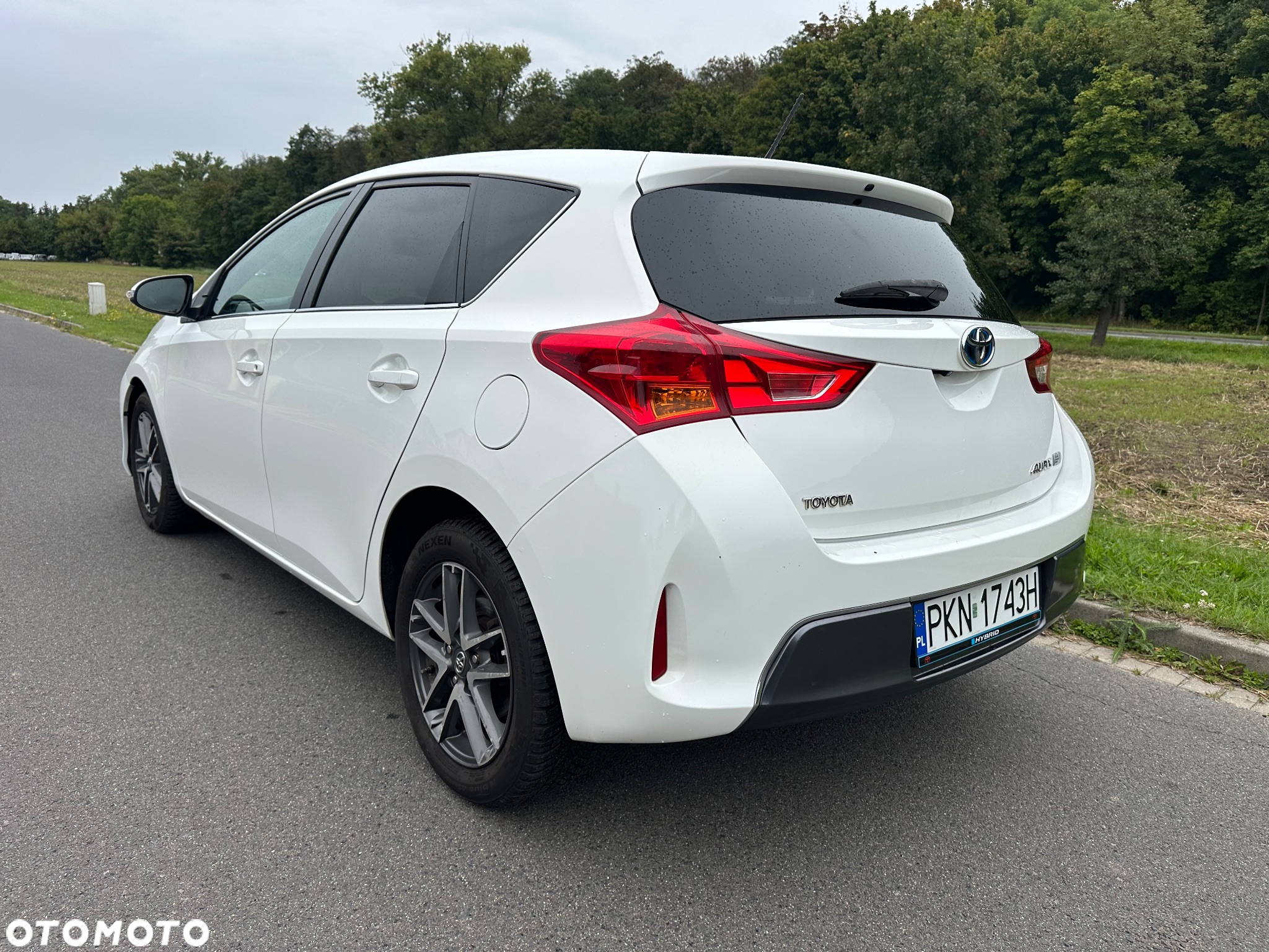 Toyota Auris 1.8 HSD Prestige NAVI - 2