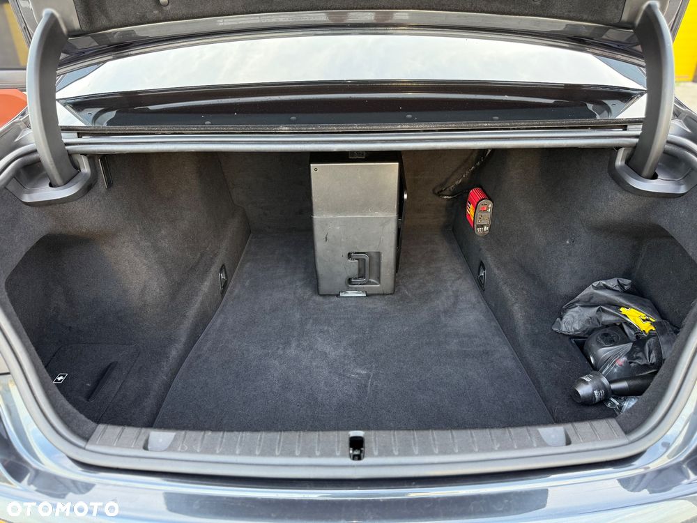 BMW Seria 7 750Ld xDrive - 30