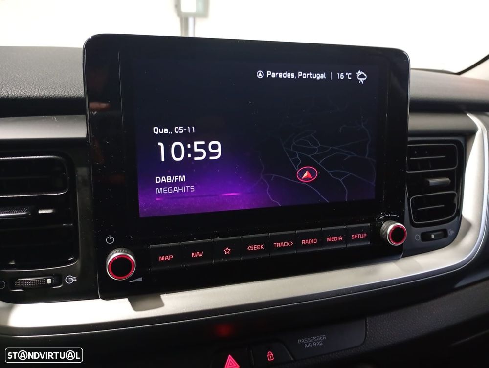 Kia Stonic 1.2 MPi Dynamic - 24