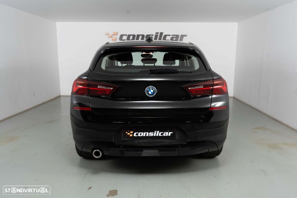 BMW X2 25 e xDrive GoldPlay - 6