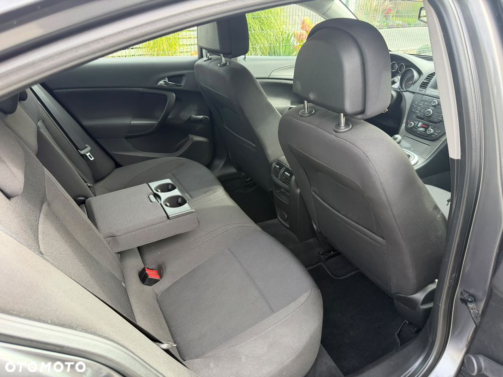 Opel Insignia - 4