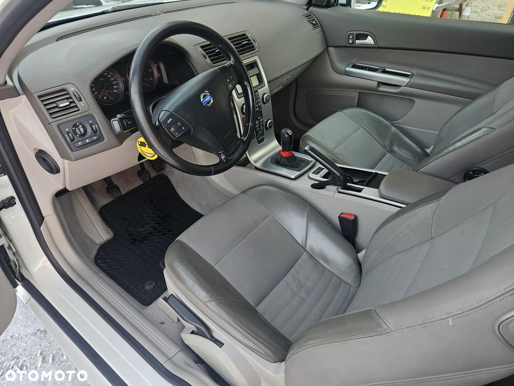 Volvo C30 1.6D DRIVe Momentum - 11