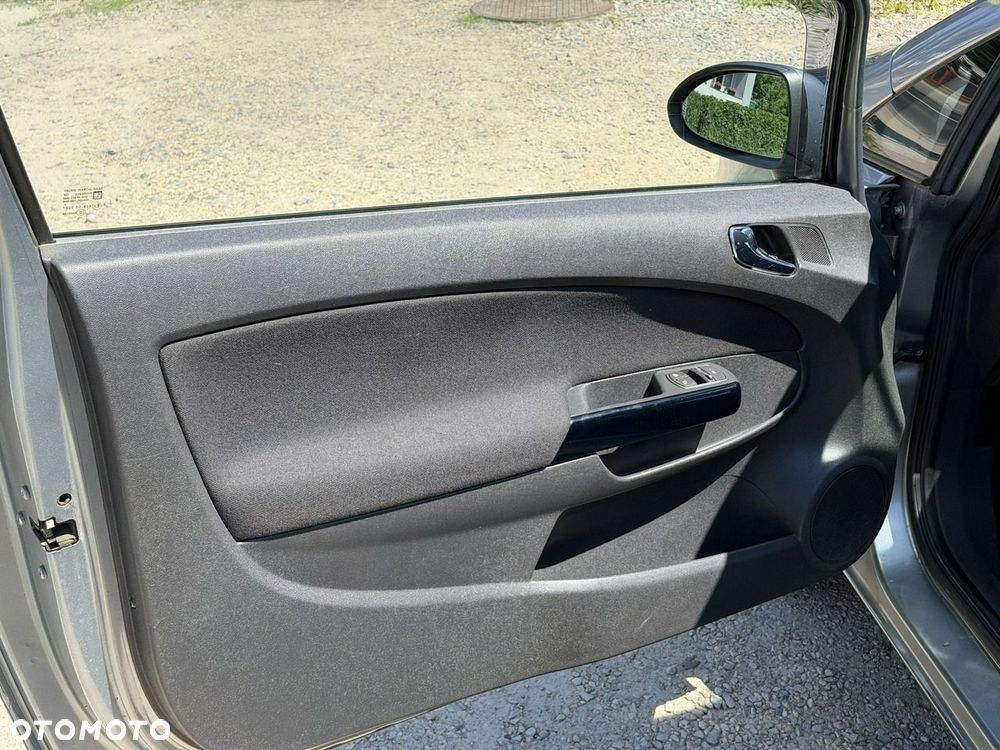Opel Corsa - 13