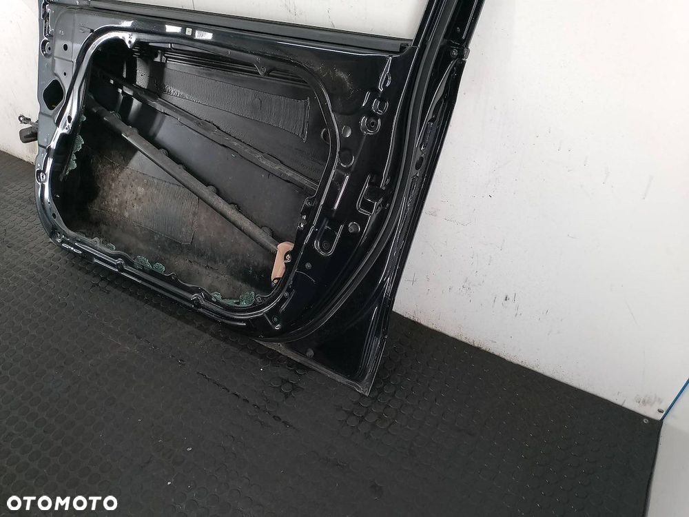 DRZWI PRZÓD PRAWY HYUNDAI I30 I 9F - 7