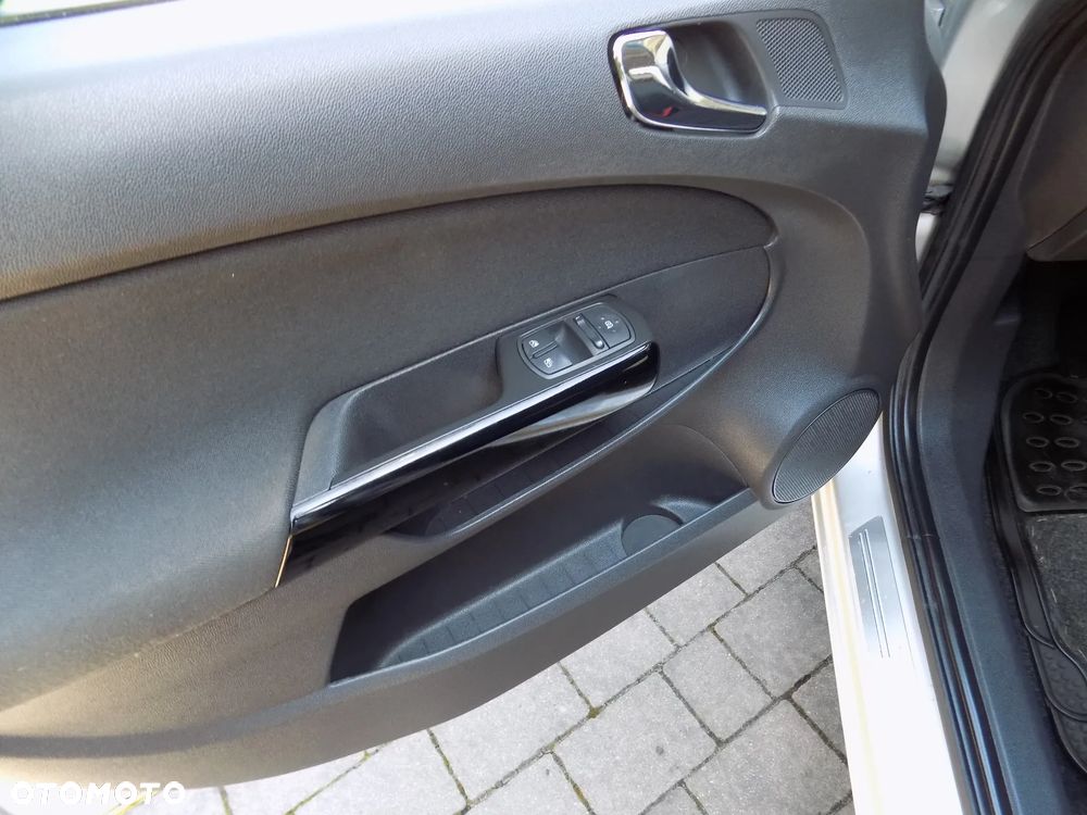 Opel Corsa 1.2 16V 111 - 17
