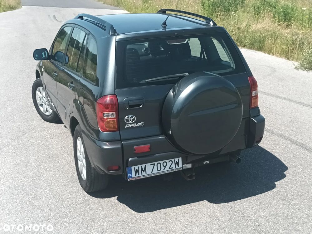 Toyota RAV4 1.8 VVT-i Terra 2WD - 18