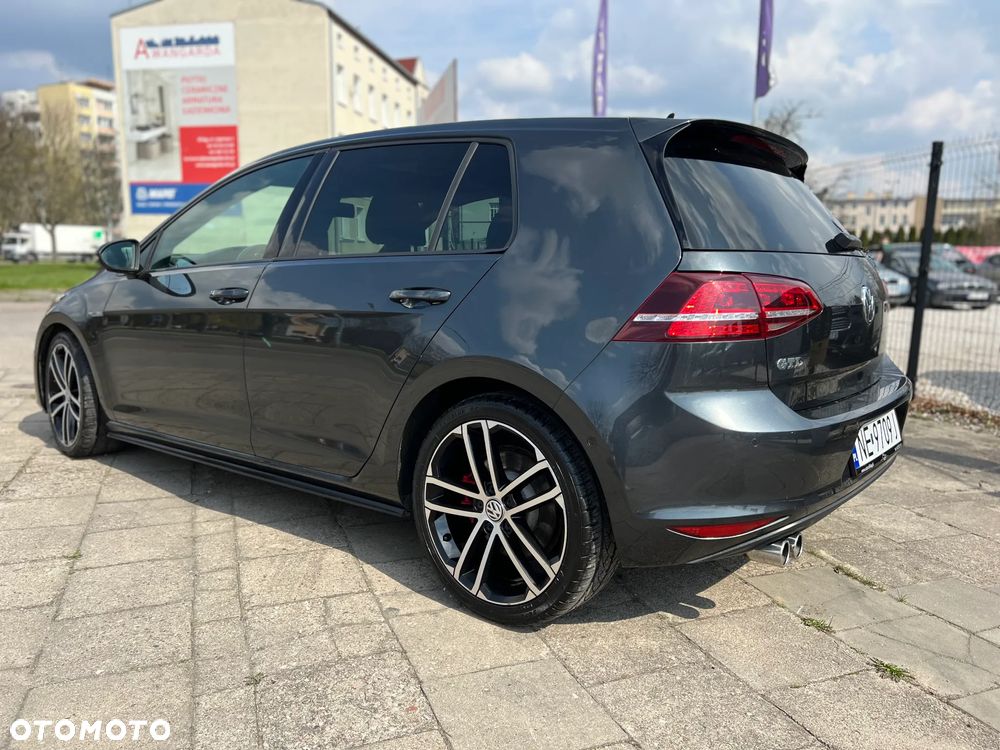 Volkswagen Golf GTD (BlueMotion Technology) DSG - 36