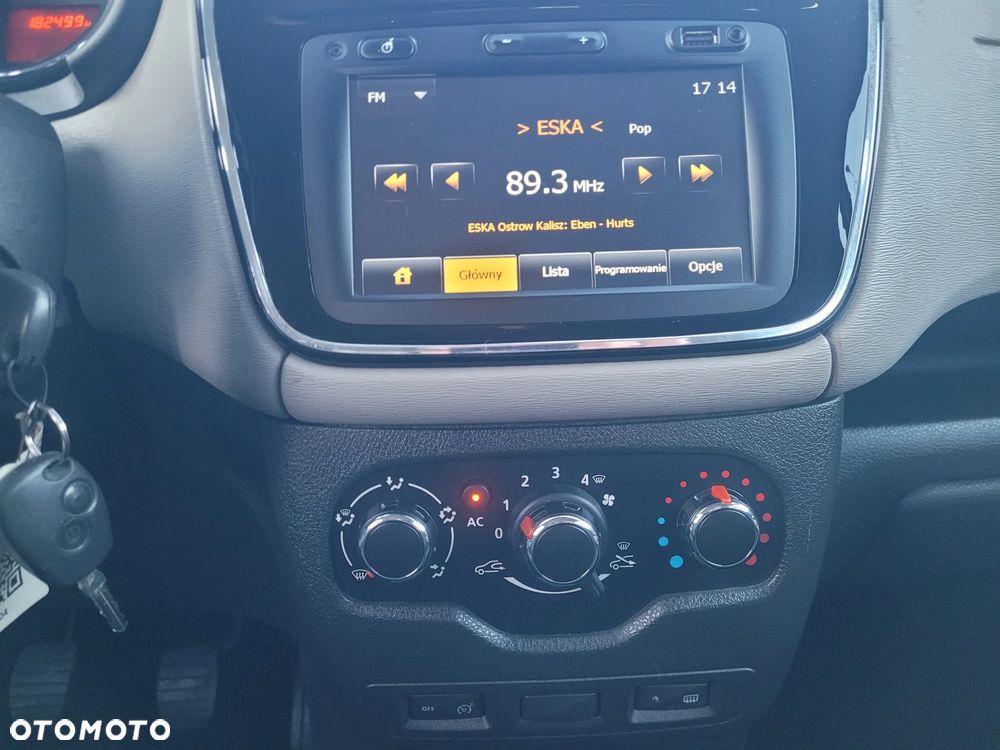 Dacia Lodgy dCi 110 Comfort - 12