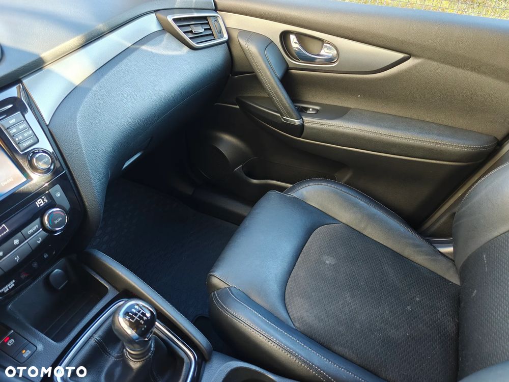 Nissan Qashqai 1.6 DIG-T Tekna - 11