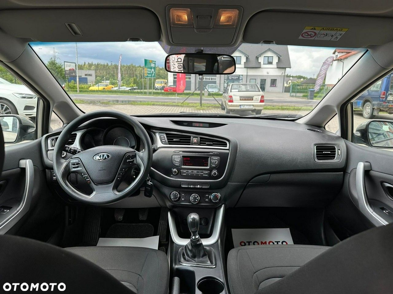 Kia Ceed - 14