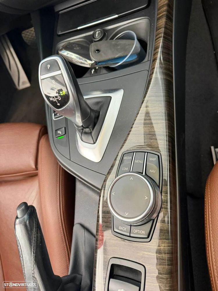 BMW M240i xDrive Sport-Aut. - 33