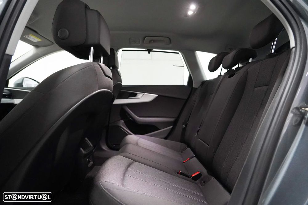 Audi A4 Avant 2.0 TDI Sport S tronic - 8