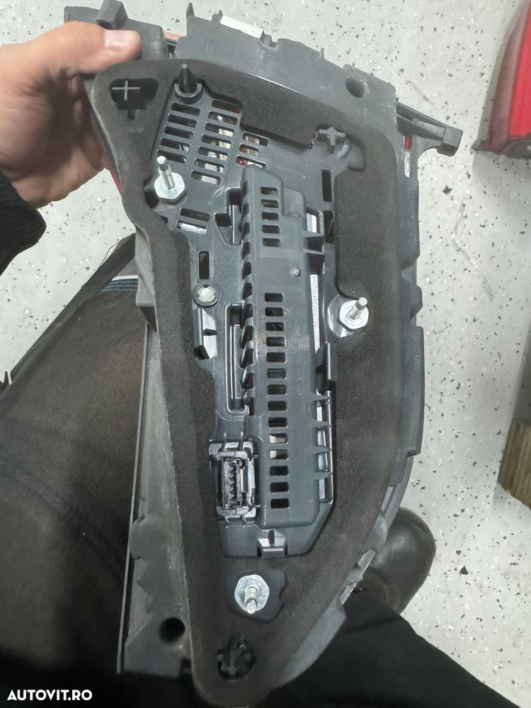 Stop tripla de pe portbagaj bmw seria 7 g11 g12 - 5