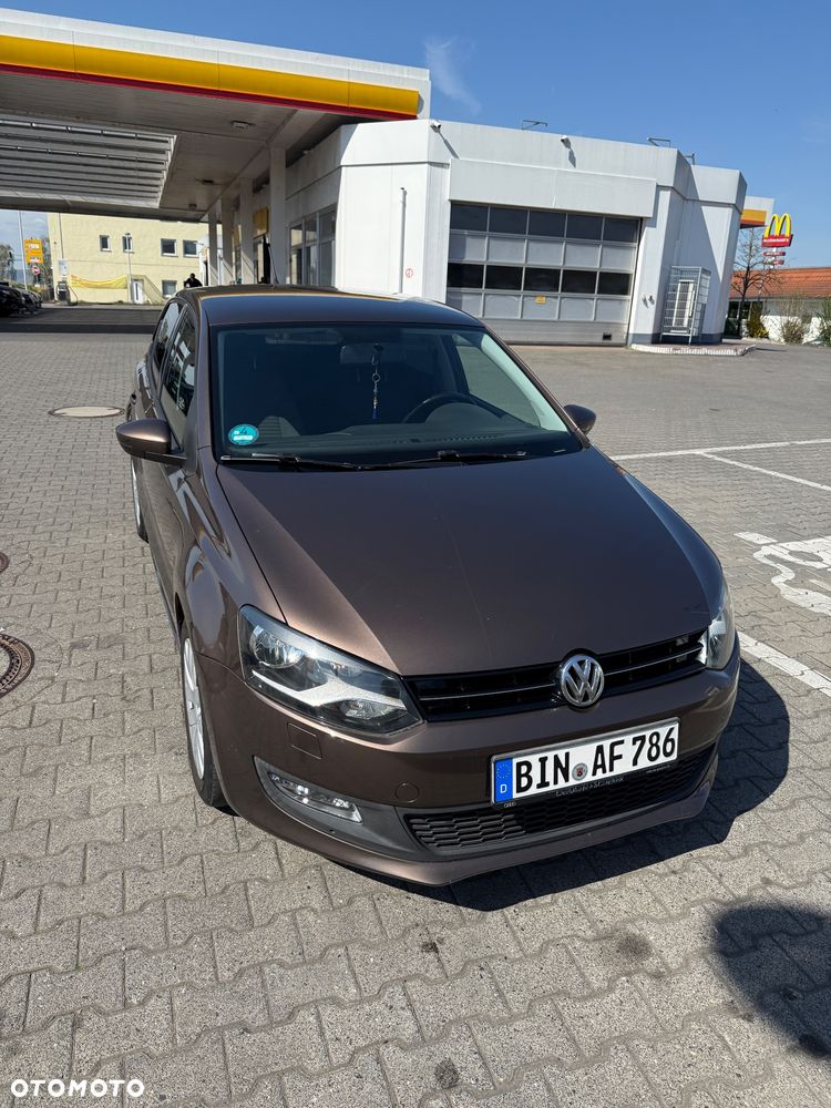 Volkswagen Polo 1.4 16V Highline - 1