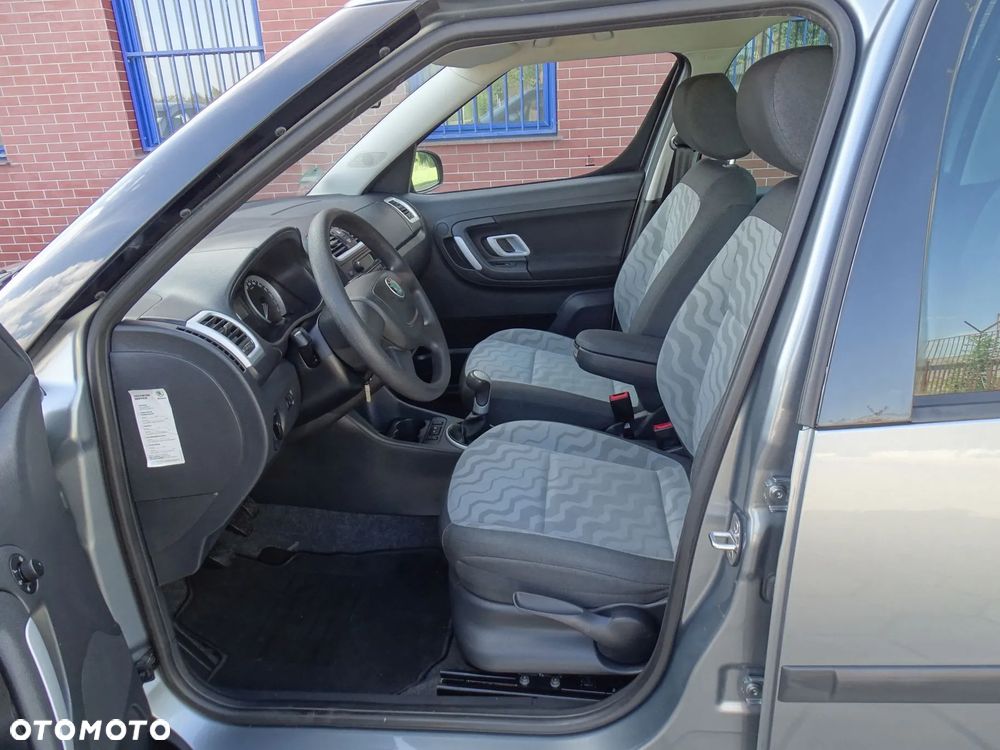 Skoda Roomster 1.4 16V Fresh - 7