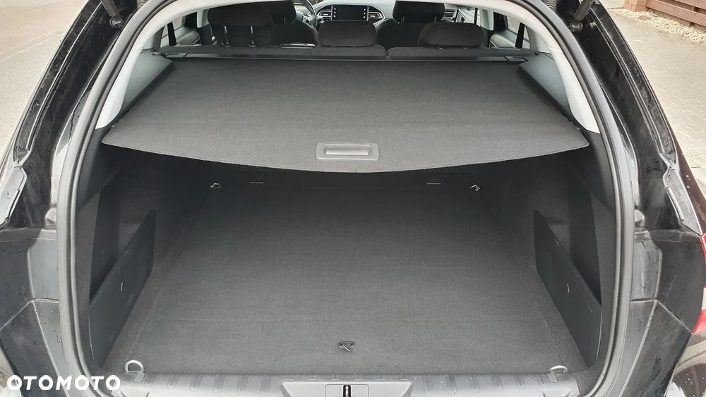 Peugeot 308 1.5 BlueHDi Allure Pack S&S - 17