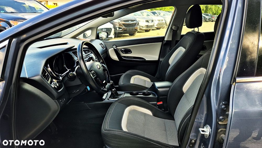 Kia Ceed 1.6 GDI XL - 31
