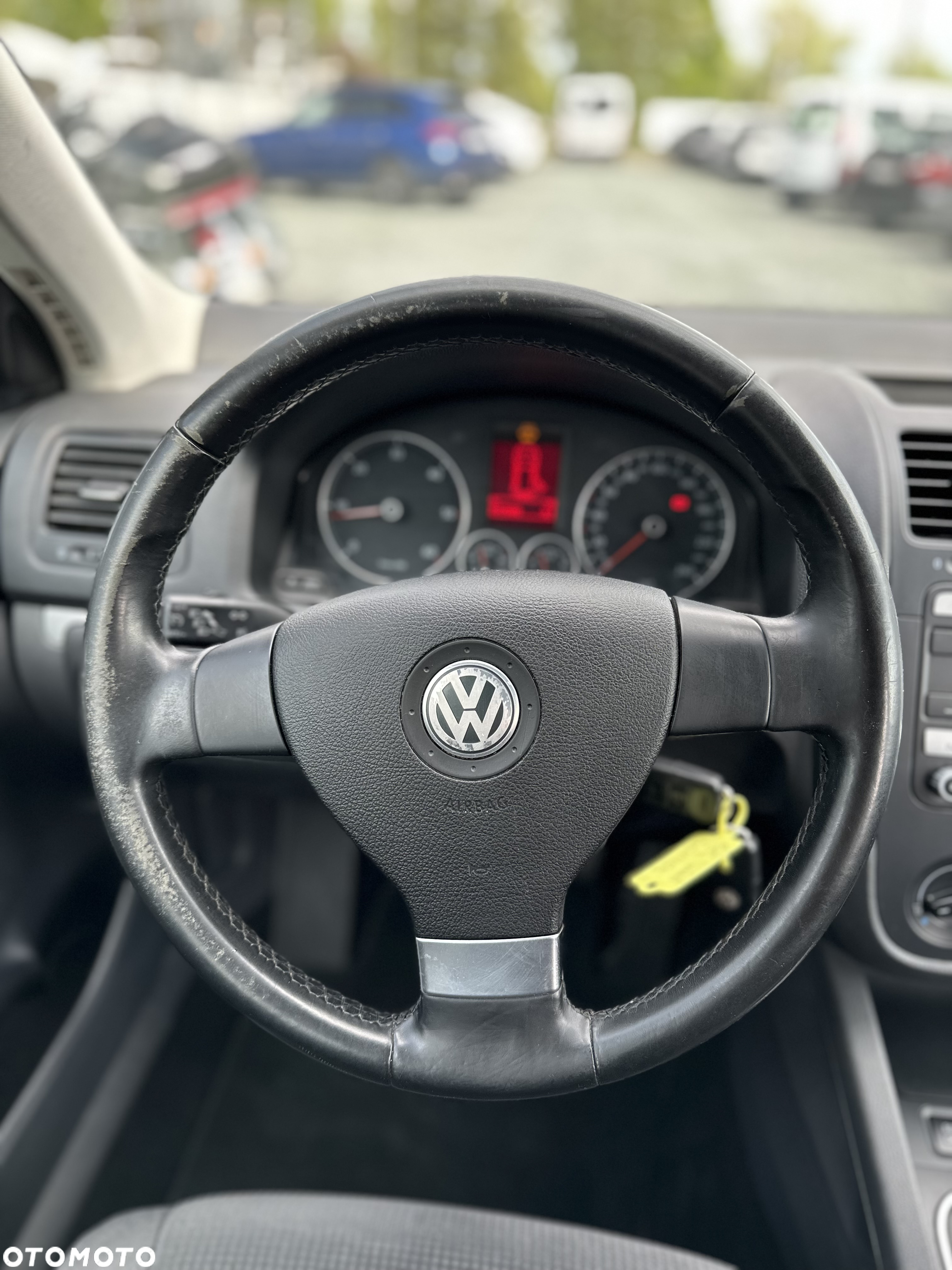 Volkswagen Golf 1.9 TDI DPF Edition BlueMotion - 17