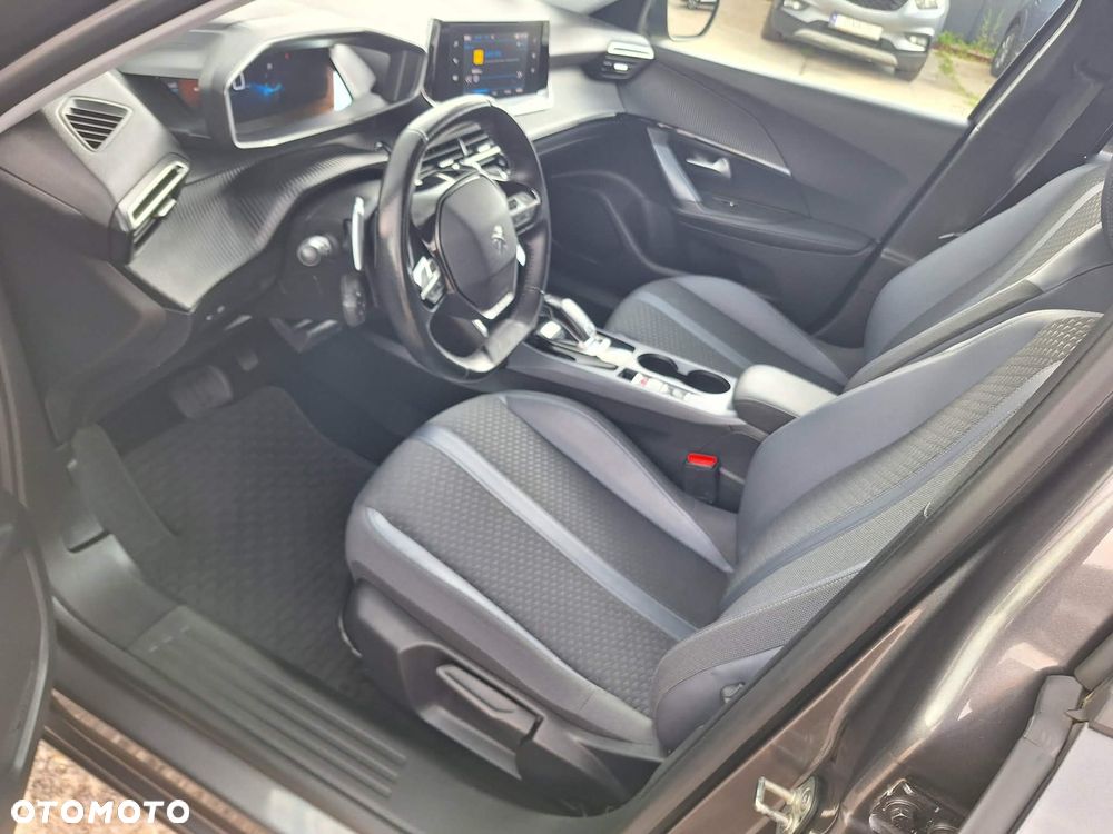 Peugeot 2008 BlueHDi 130 EAT8 Allure Pack - 24