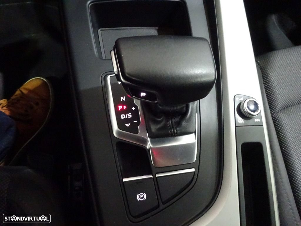 Audi A4 Avant 35 TDI S tronic - 17