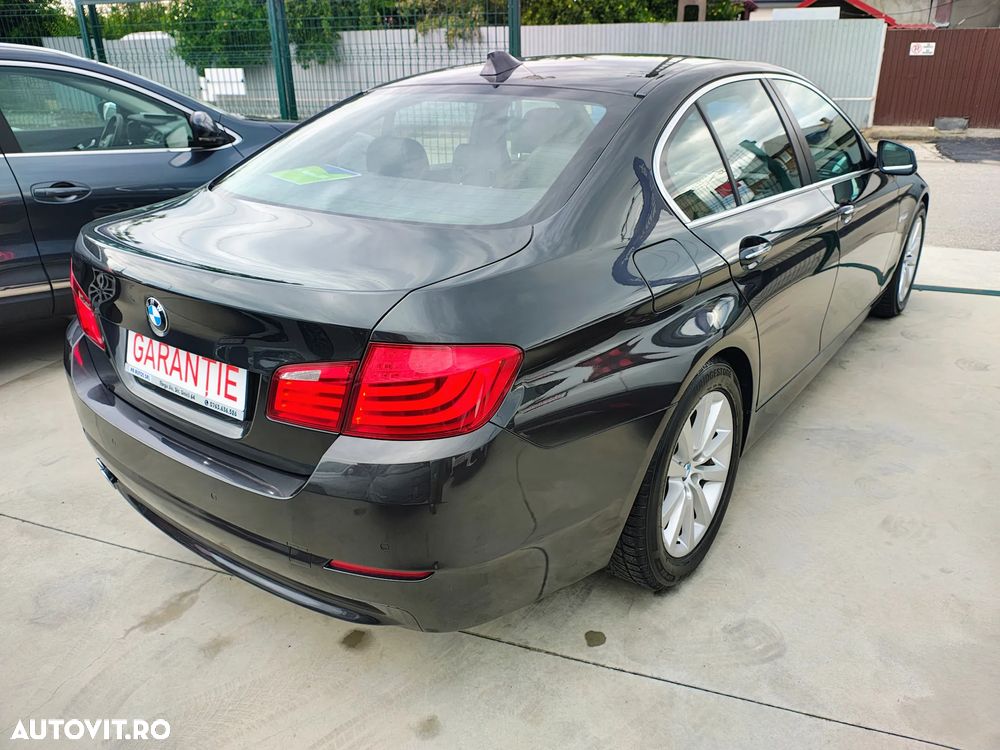 BMW Seria 5 520d Aut. Luxury Line - 4
