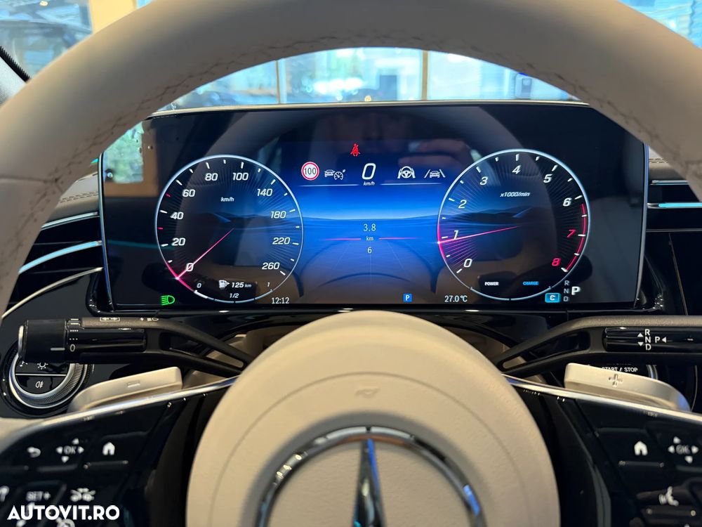 Mercedes-Benz E 200 4MATIC MHEV - 25
