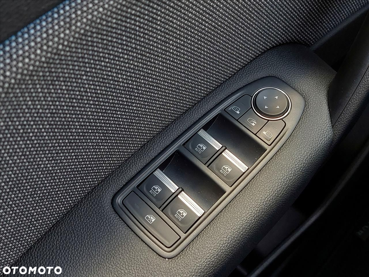 Renault Captur - 11