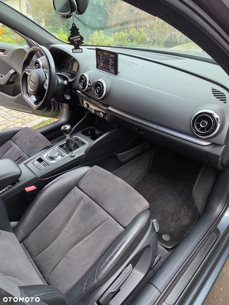 Audi A3 Sportback 2.0 TDI Ambiente - 26