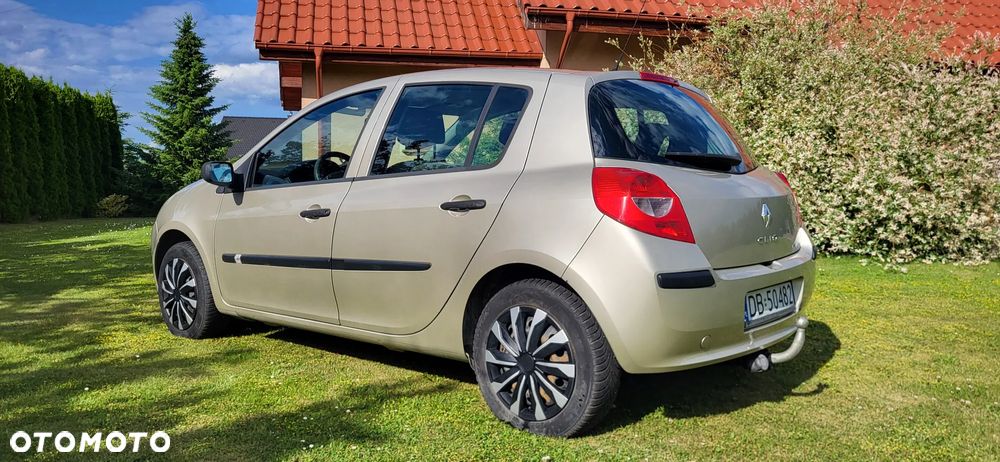 Renault Clio 1.2 16V Dynamique - 4