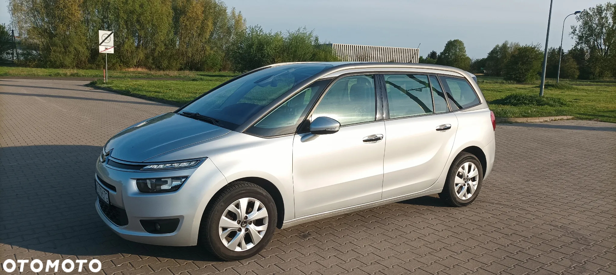 Citroën C4 Grand Picasso e-HDi 115 Intensive - 4