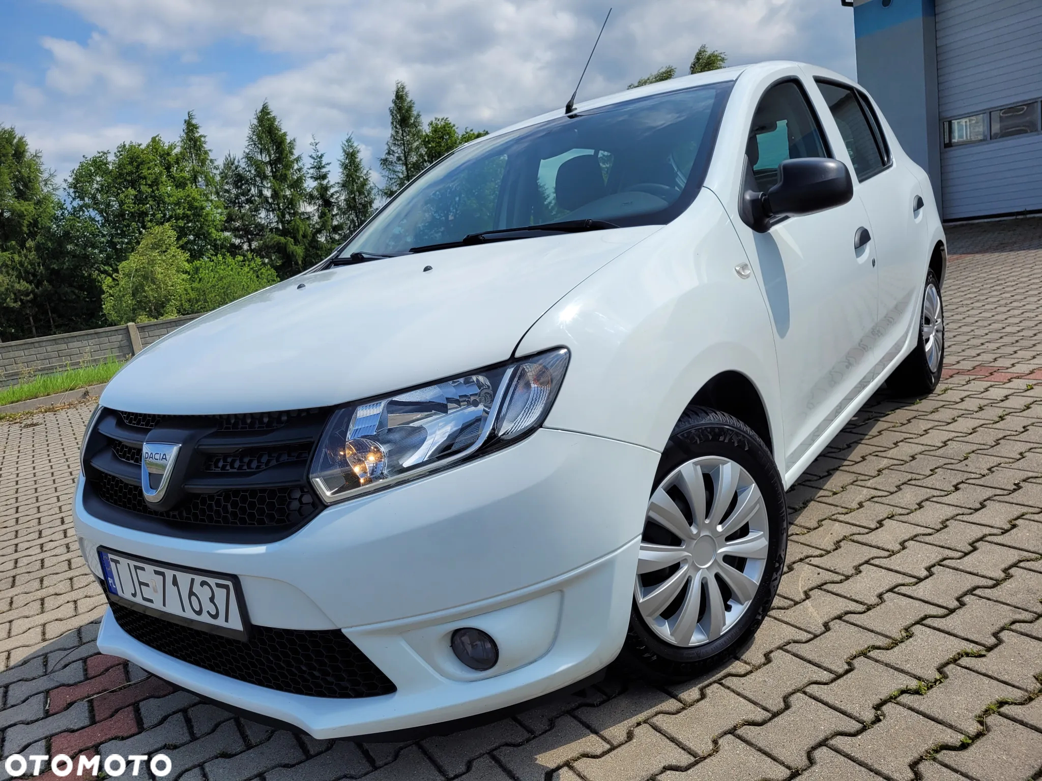 Dacia Sandero 1.2 16V 75 Laureate - 39